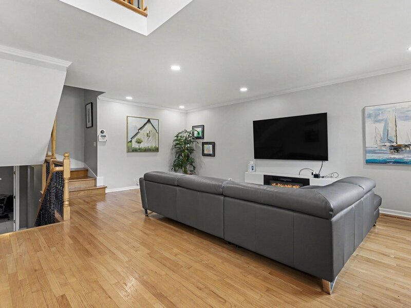 2945 Hartzell Street Wilmette IL 60091