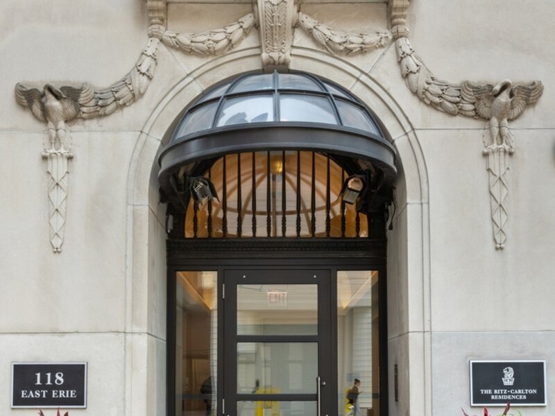 118 E Erie Street Chicago IL 60611