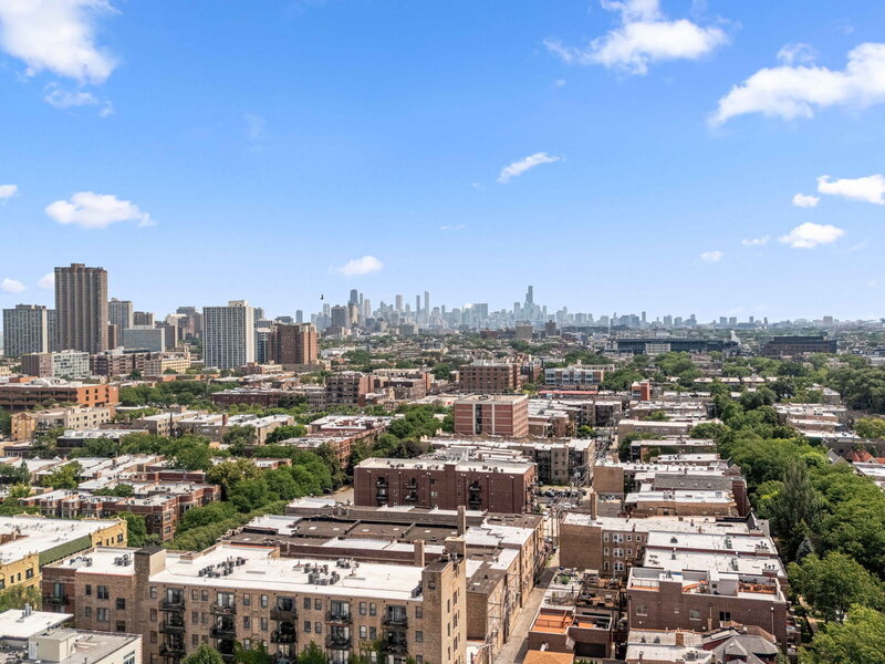 4214 N Kenmore Avenue Chicago IL 60613