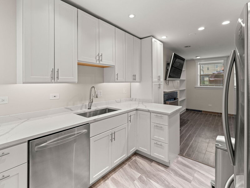 4214 N Kenmore Avenue Chicago IL 60613