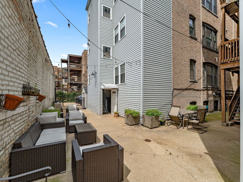 4214 N Kenmore Avenue Chicago IL 60613