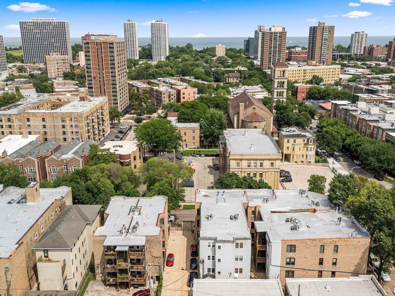 4214 N Kenmore Avenue Chicago IL 60613