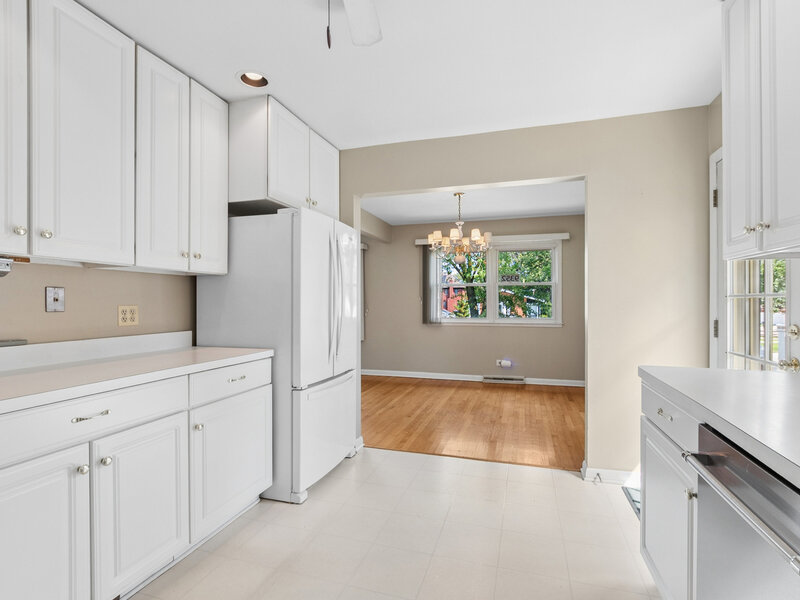 9352 S 82nd Court Hickory Hills IL 60457