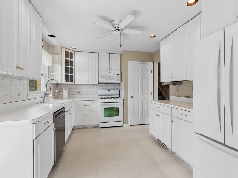 9352 S 82nd Court Hickory Hills IL 60457
