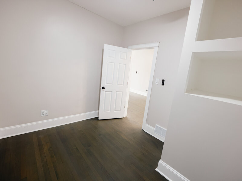 7615 S Champlain Avenue Chicago IL 60619