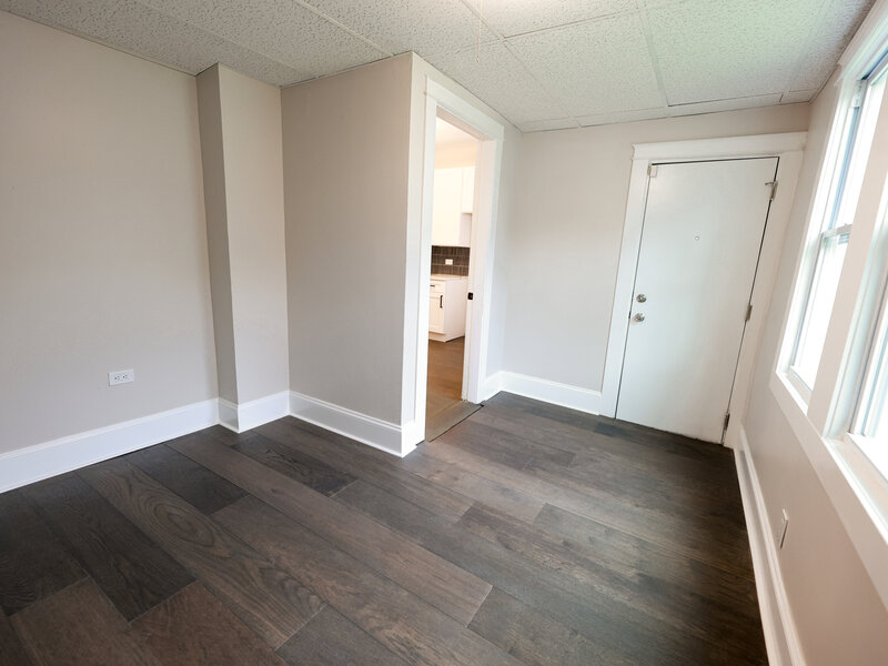 7615 S Champlain Avenue Chicago IL 60619
