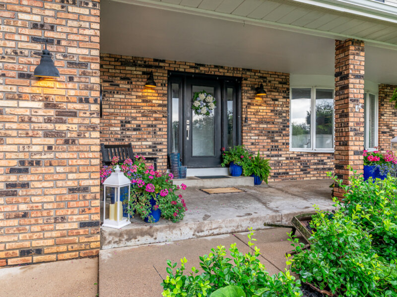 1736 E 42nd Court Davenport IA 52807