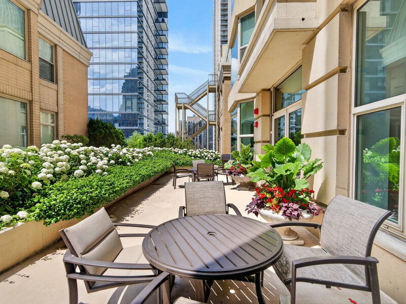 25 E Superior Street Chicago IL 60611