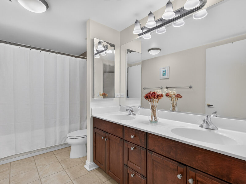 25 E Superior Street Chicago IL 60611