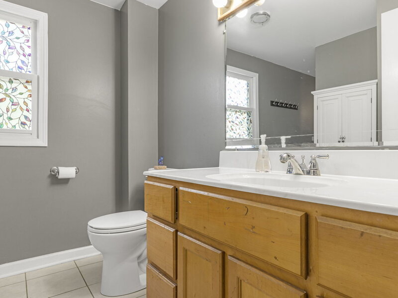309 E Walnut Street Roselle IL 60172