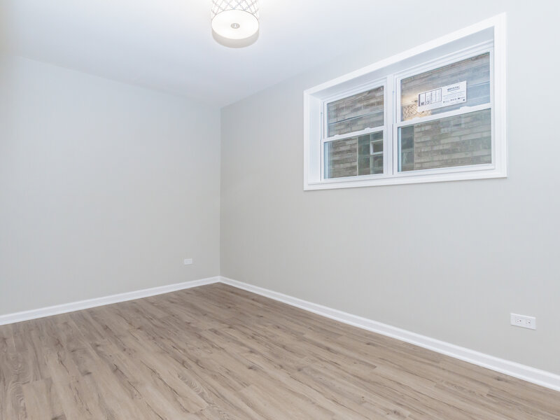 1343 W 31st Street Chicago IL 60608