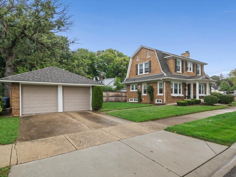432 Colville Place Waukegan IL 60085