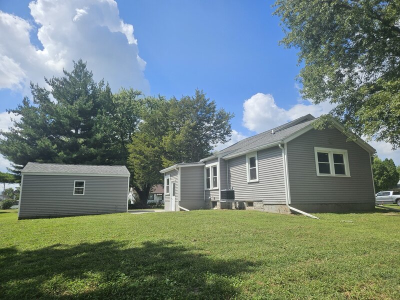 1211 W 5th Street Rock Falls IL 61071