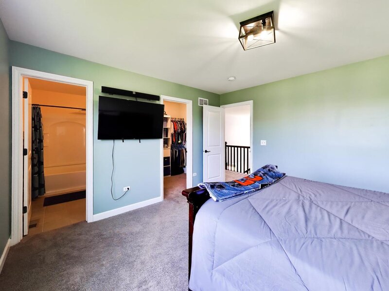 13700 Buchanan Drive Lemont IL 60439