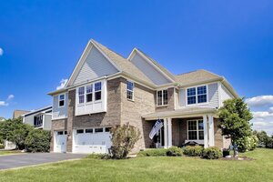 Photo of 13700 Buchanan Drive Lemont IL 60439