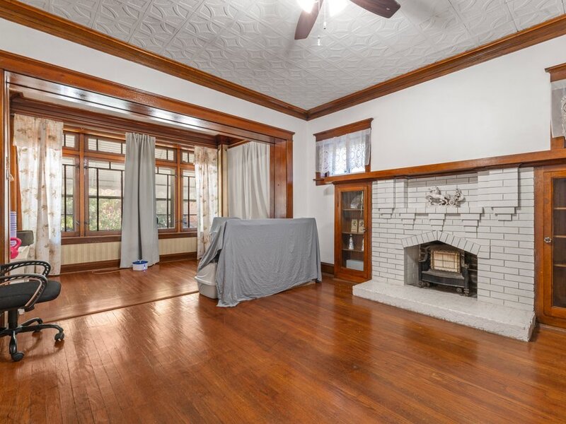 7618 S Sangamon Street Chicago IL 60620