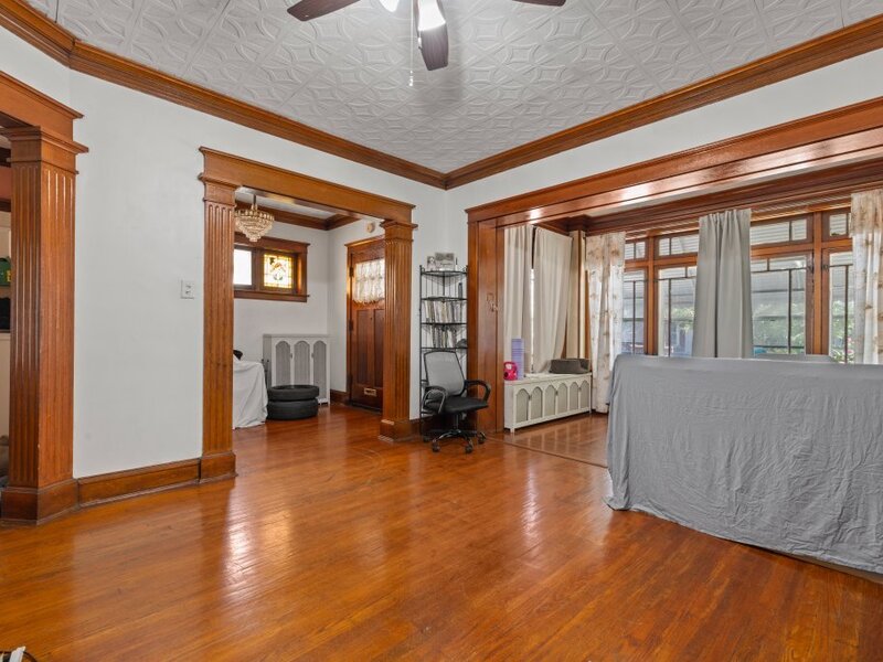 7618 S Sangamon Street Chicago IL 60620
