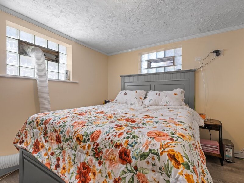 7618 S Sangamon Street Chicago IL 60620