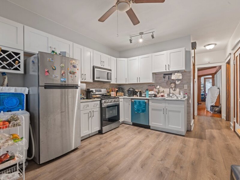 7618 S Sangamon Street Chicago IL 60620