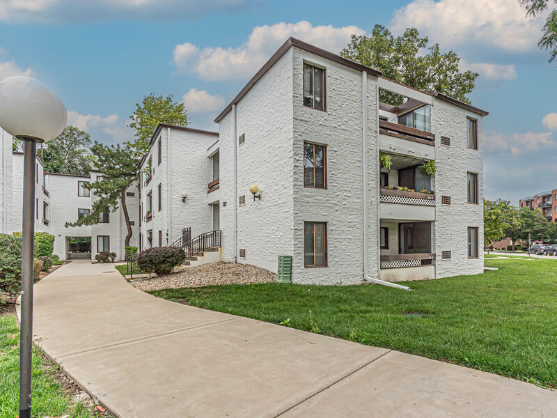 322 W Miner Street Arlington Heights IL 60005