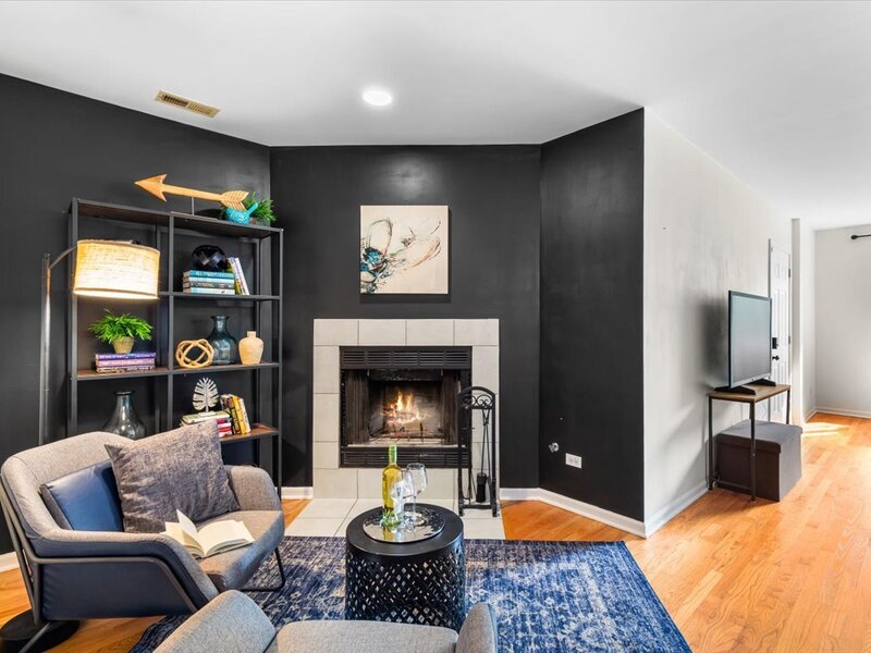 1436 N Bosworth Avenue Chicago IL 60642
