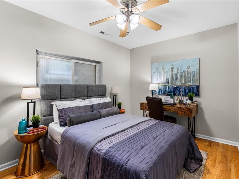 1436 N Bosworth Avenue Chicago IL 60642