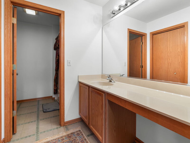 1942 W River Oaks Drive Round Lake IL 60073