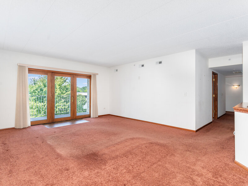 2030 Saint Regis Drive Lombard IL 60148