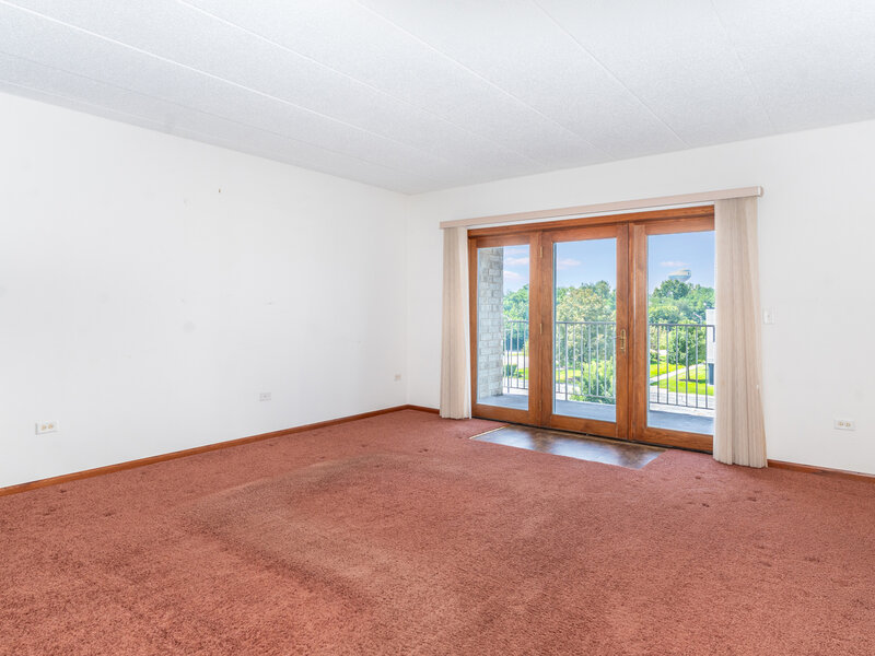 2030 Saint Regis Drive Lombard IL 60148