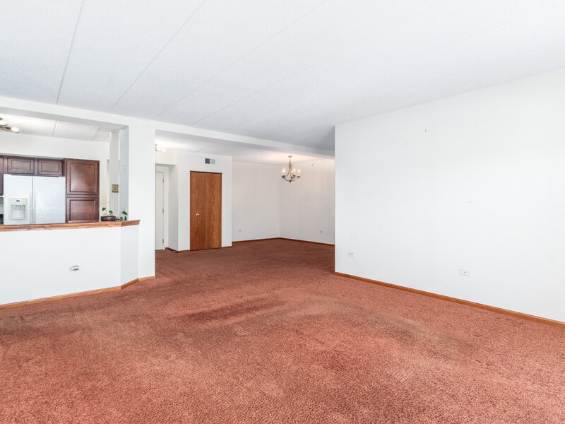 2030 Saint Regis Drive Lombard IL 60148