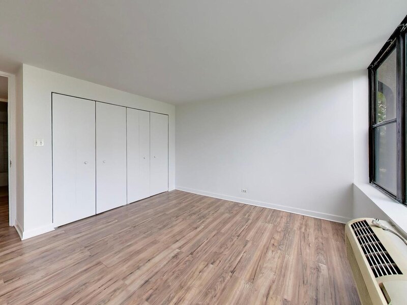 345 E Eastgate Place Chicago IL 60616