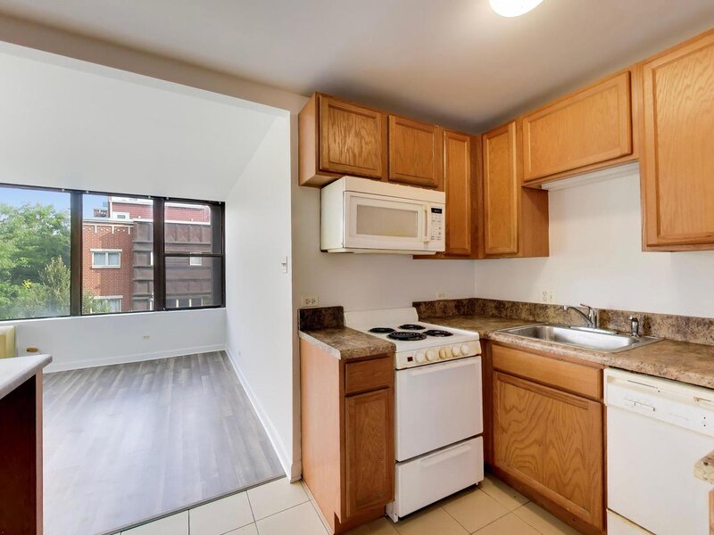 345 E Eastgate Place Chicago IL 60616