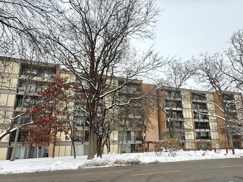 6010 Oakwood Drive Lisle IL 60532