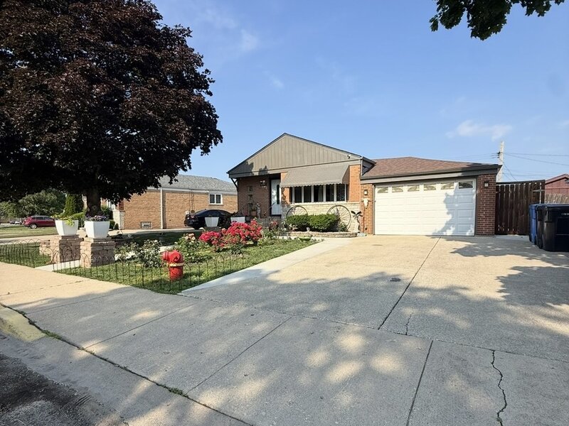 8207 S Kostner Avenue Chicago IL 60652