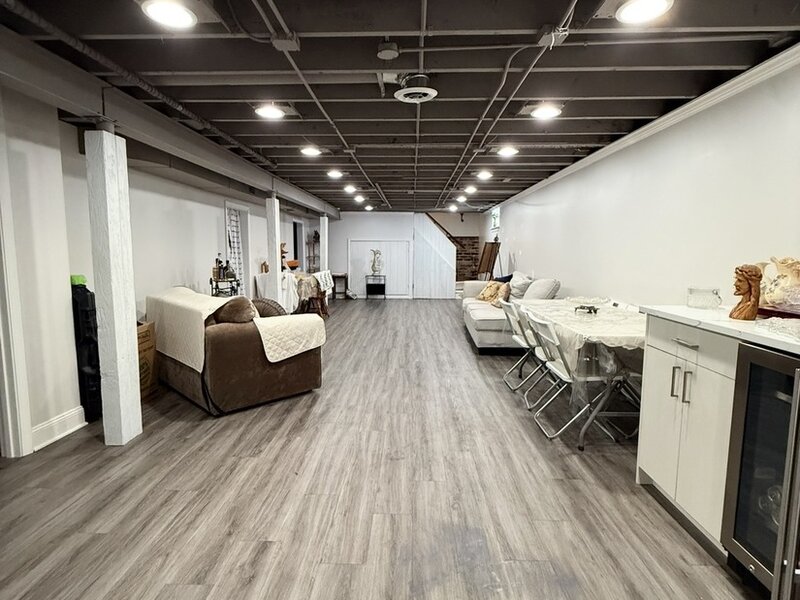 8207 S Kostner Avenue Chicago IL 60652