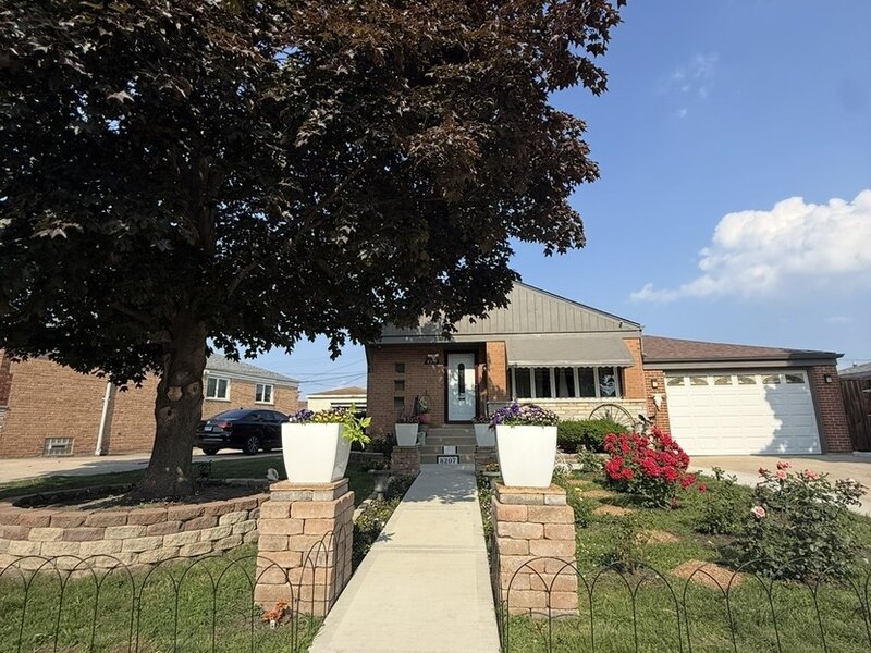 8207 S Kostner Avenue Chicago IL 60652