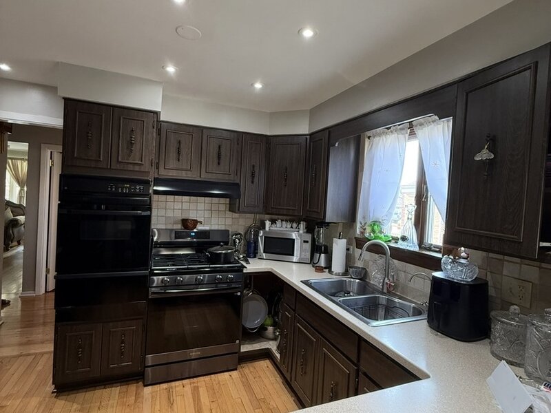 8207 S Kostner Avenue Chicago IL 60652