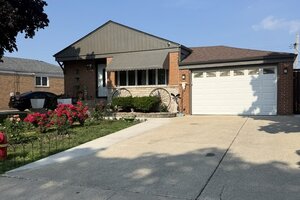 Photo of 8207 S Kostner Avenue Chicago IL 60652