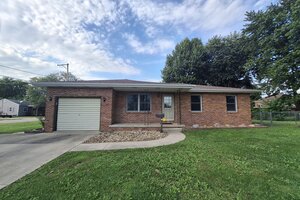 Photo of 800 Cotton Street Streator IL 61364