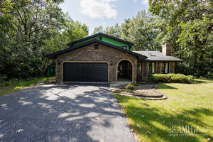 Photo of 855 Charles Street Crete IL 60417