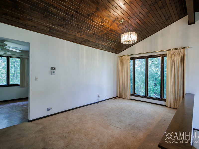 855 Charles Street Crete IL 60417