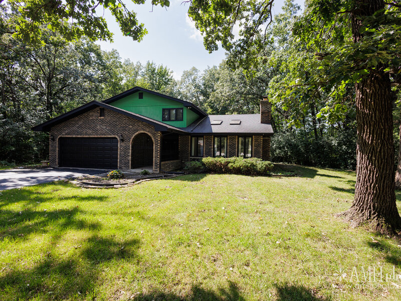 855 Charles Street Crete IL 60417