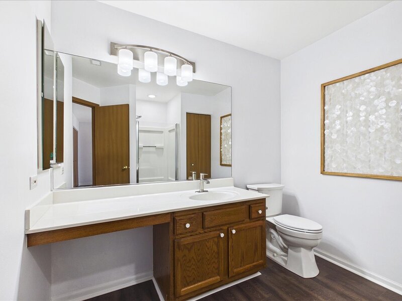 472 Heather Court Lindenhurst IL 60046