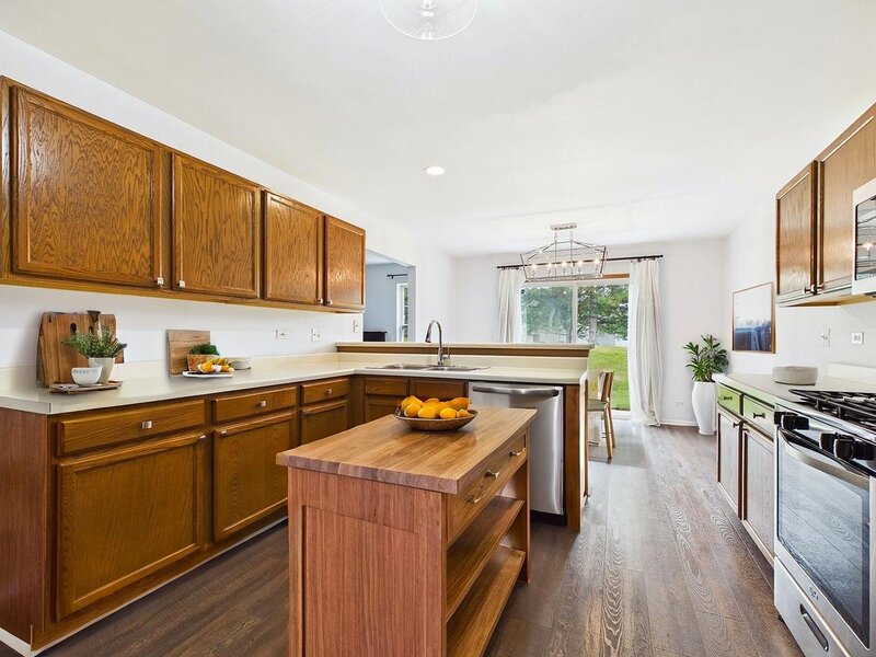 472 Heather Court Lindenhurst IL 60046