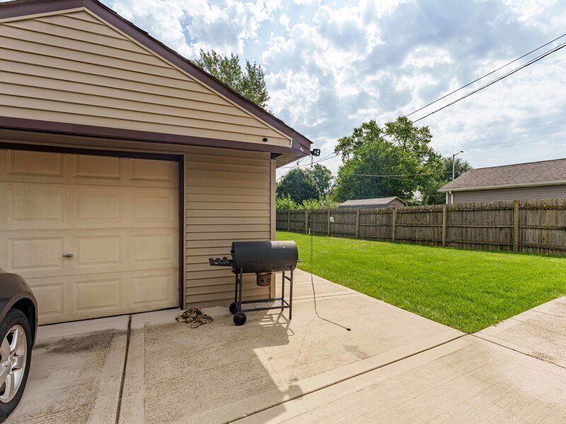 5037 Elm Circle Drive Oak Lawn IL 60453