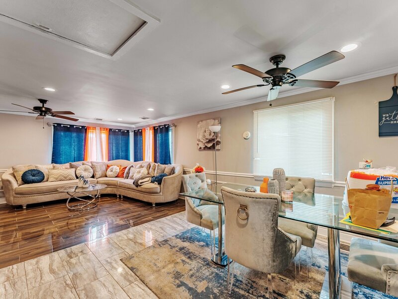 5037 Elm Circle Drive Oak Lawn IL 60453