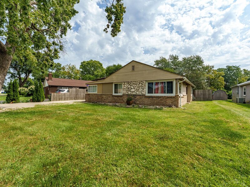 5037 Elm Circle Drive Oak Lawn IL 60453