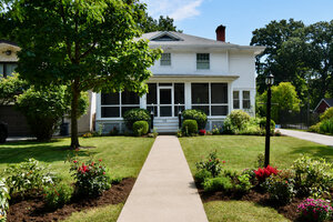 Photo of 1131 Thatcher Avenue River Forest IL 60305