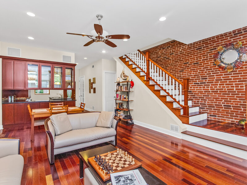 1436 N Orleans Street Chicago IL 60610