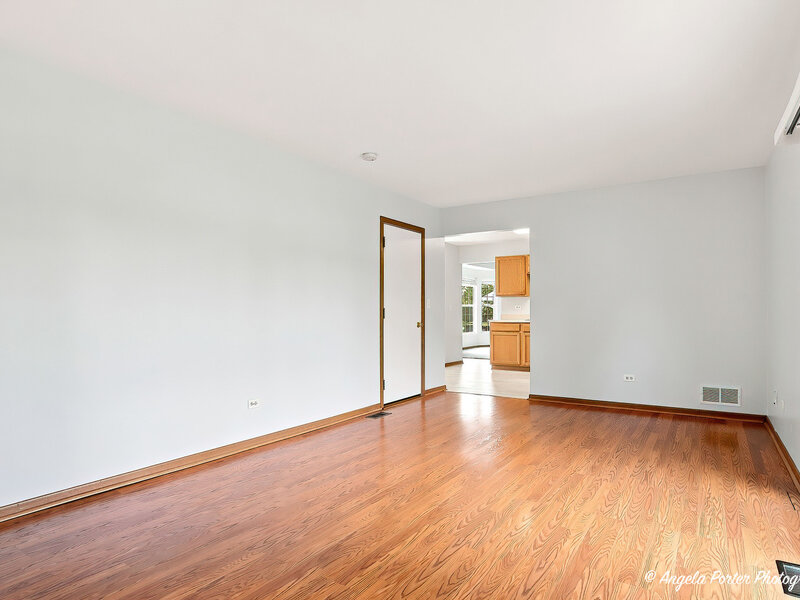 610 Cartwright Trail Mchenry IL 60050